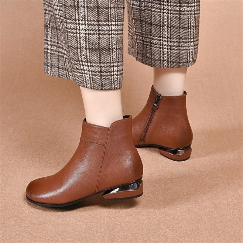 botas de cuero suave con punta redonda