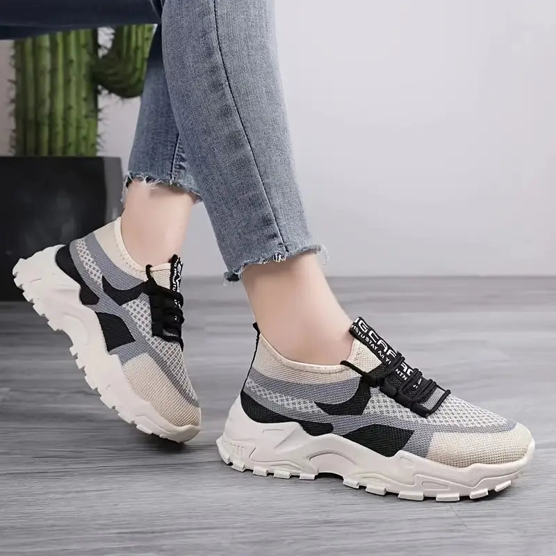 Nuevos zapatos de papá de malla 2025