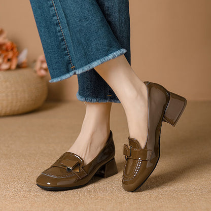 nuevos zapatos de punta cuadrada