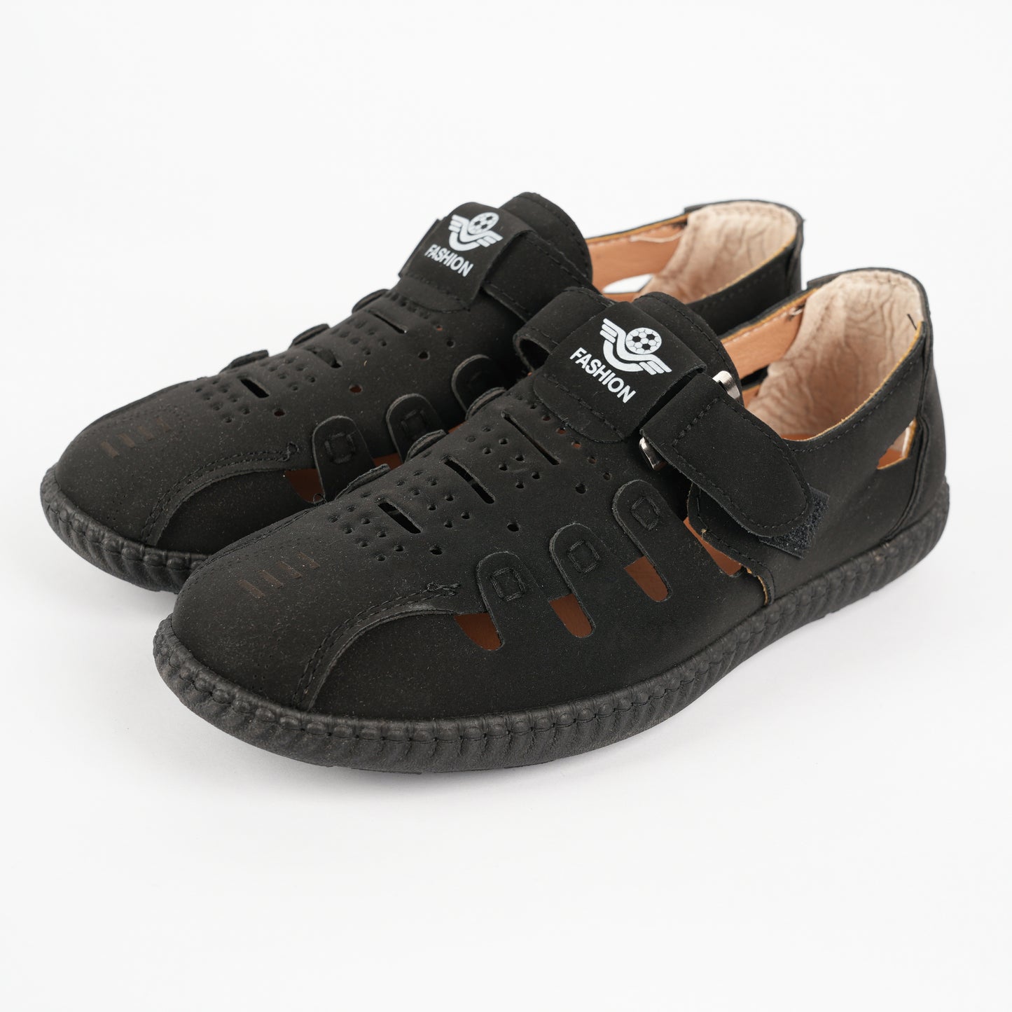 Elegantes sandalias huecas de piel