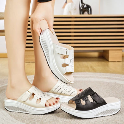 Sandalias de doble botonadura