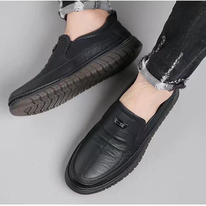 Zapatos casuales de piel suave para hombre