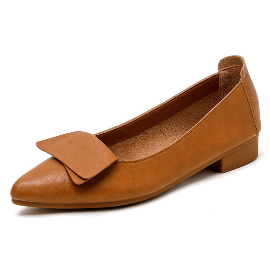 Zapatos de piel con tacón ancho (varios tamaños disponibles)