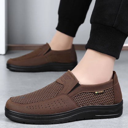 Colores sólidos con zapatos transpirables para hombres