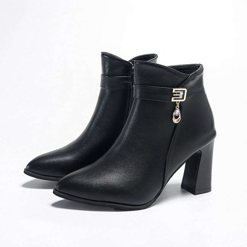 Botas de tacón alto de piel femenina (e)