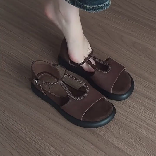 Sandalias planas con tira trenzada y hebilla para mujer